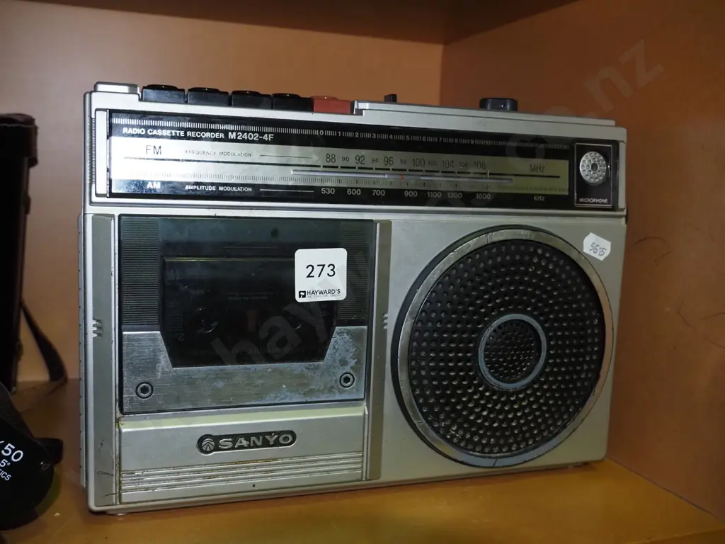 Sanyo radio cassette player Image 1++