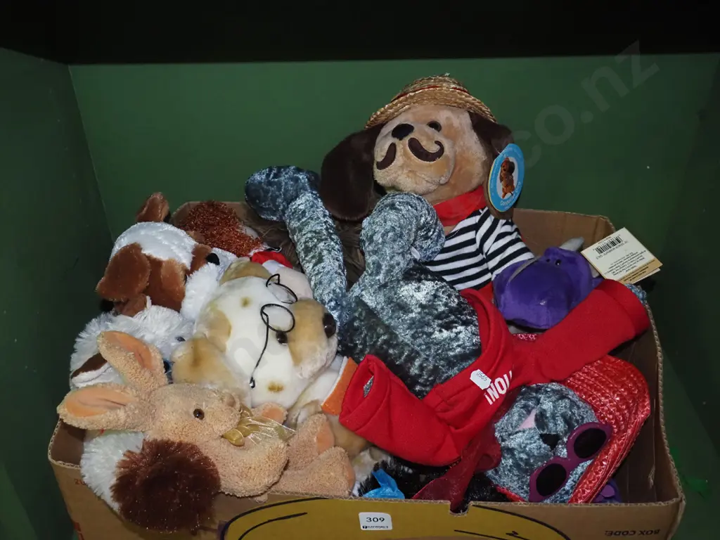 box of toys Image 1++