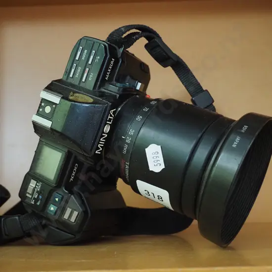 Minolta 7000 35mm camera with Tamron lens