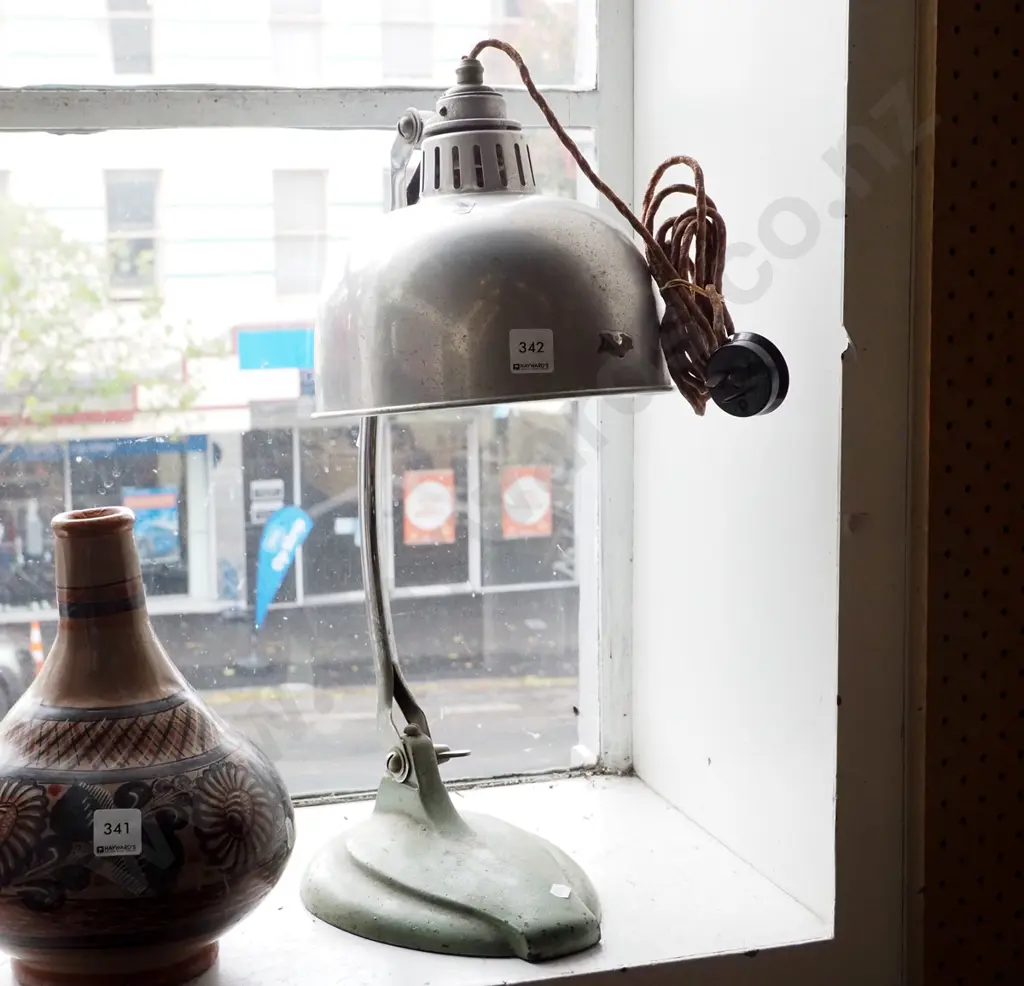 vintage industrial desk lamp H-500 Image 1++