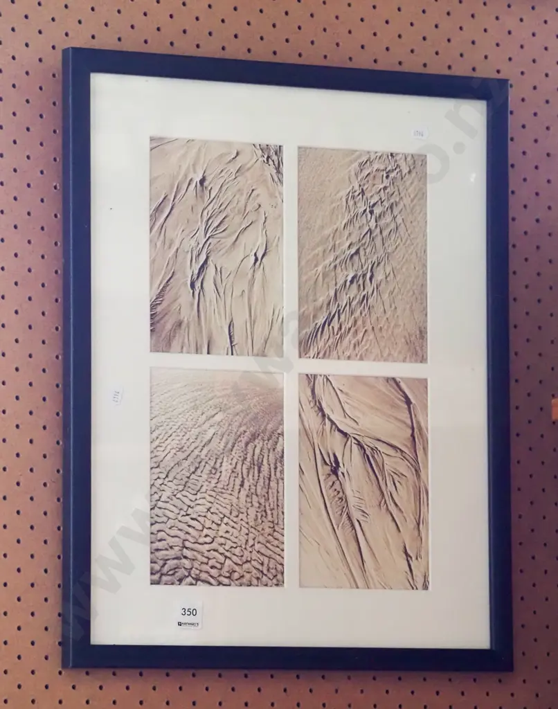 framed quadrant - patterns in sand Image 1++