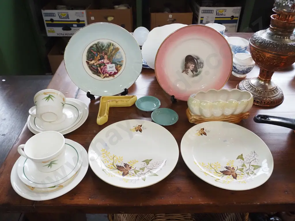 cabinet plates, Crown Lynn Autumn Splendor, trios, lustre vase etc Image 1++