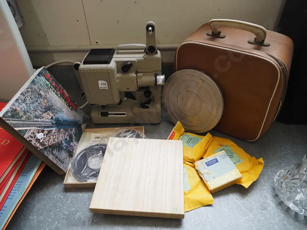 Eumig 8mm film projector Image 1++