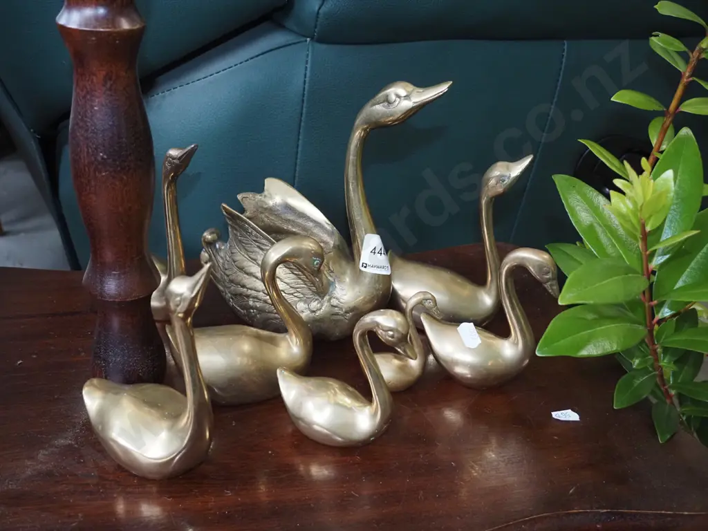 assorted brass ducks, brass swan vase Image 1++