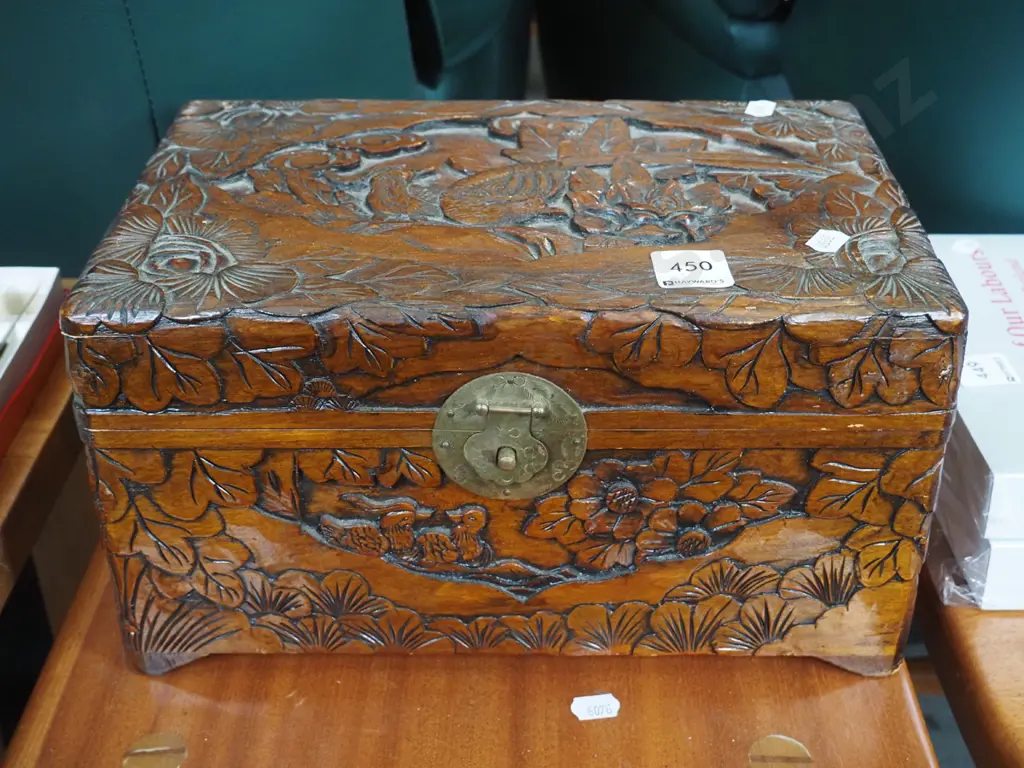 small carved camphorwood chest H-160  Image 1++