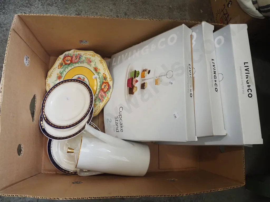 box; coffe pot, cupcake stand etc Image 1++