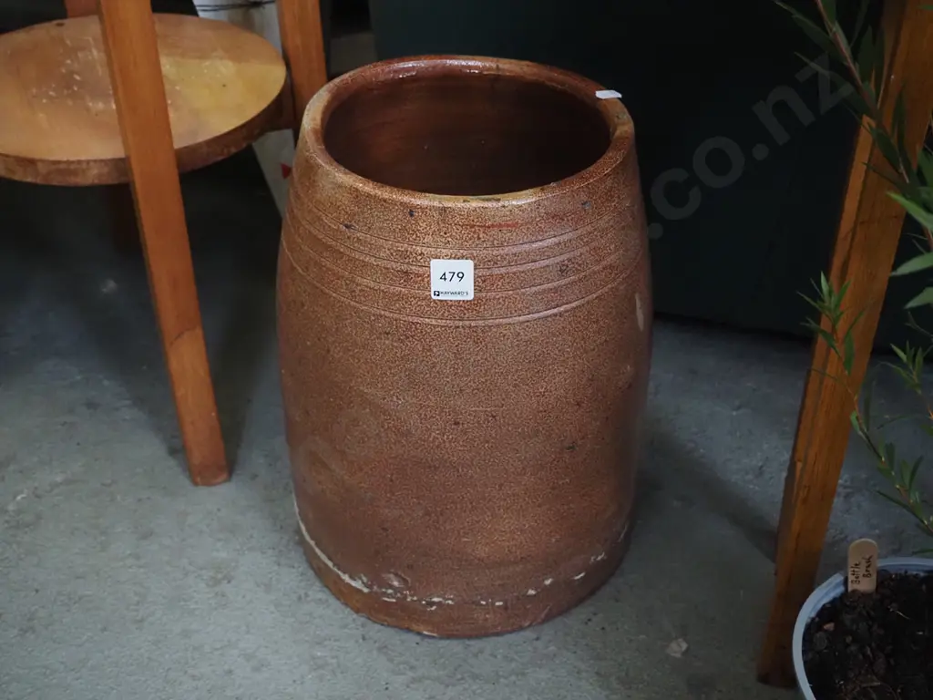 salt glazed chimney pot Image 1++