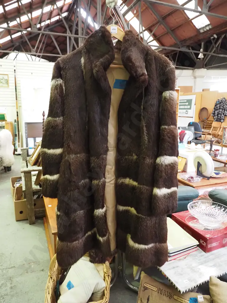 ladies full length fur coat Image 1++