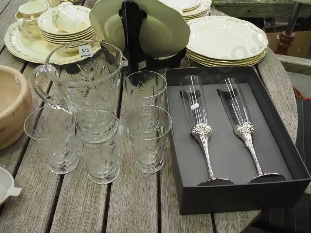 cut glass water jug, 4x tumblers, 2x plated ware based champagne flutes Image 1++