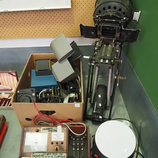 dark room equipment - Agfa Varioscop 60 enlarger, box of accessories, etc. As Is No Returns