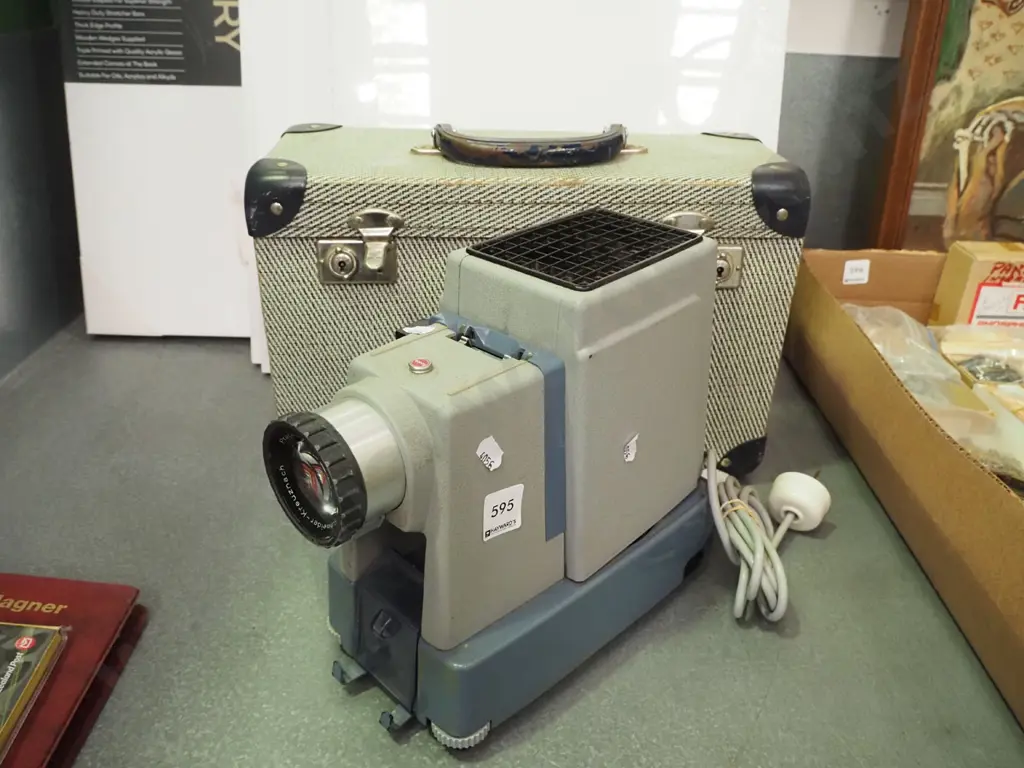 Kodak slide projector Image 1++