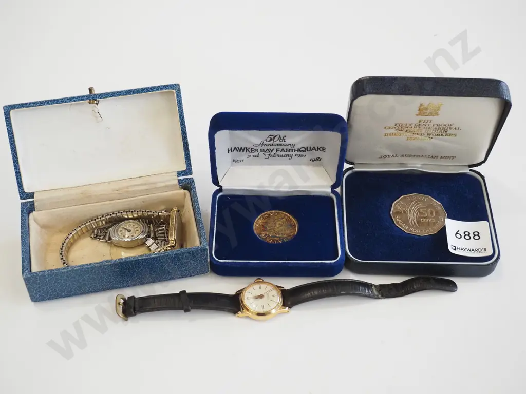cased commerative coins, 3x wristwatches Image 1++