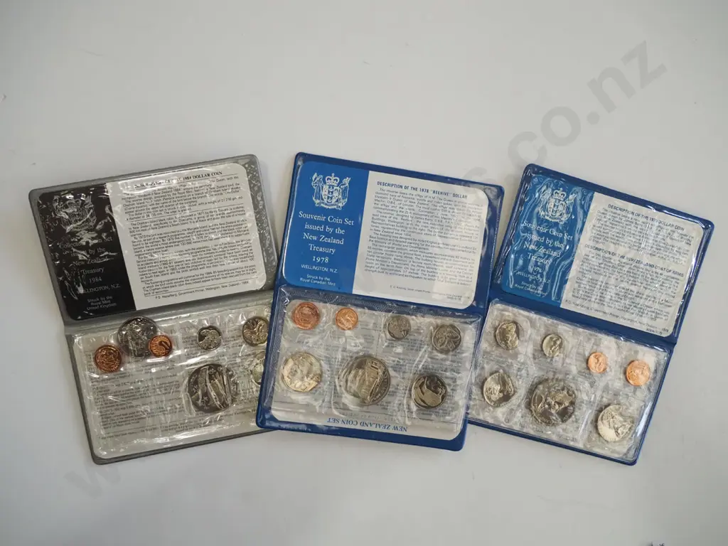 3x sets of NZ souvenir coins Image 1++