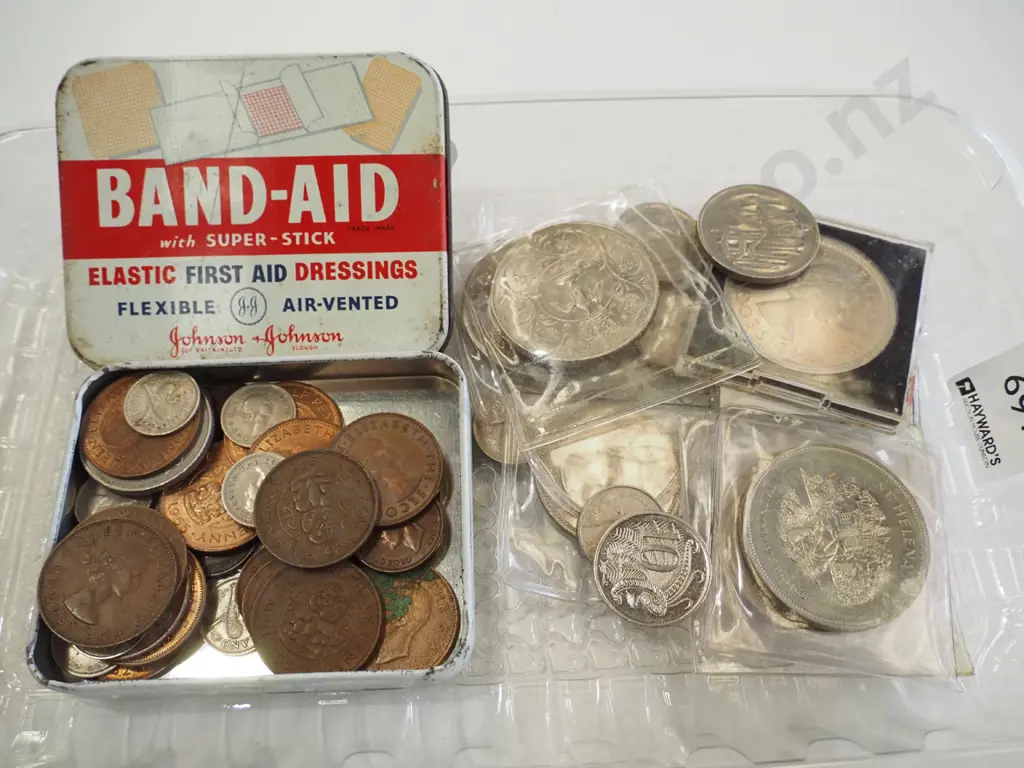 tray of coins Image 1++