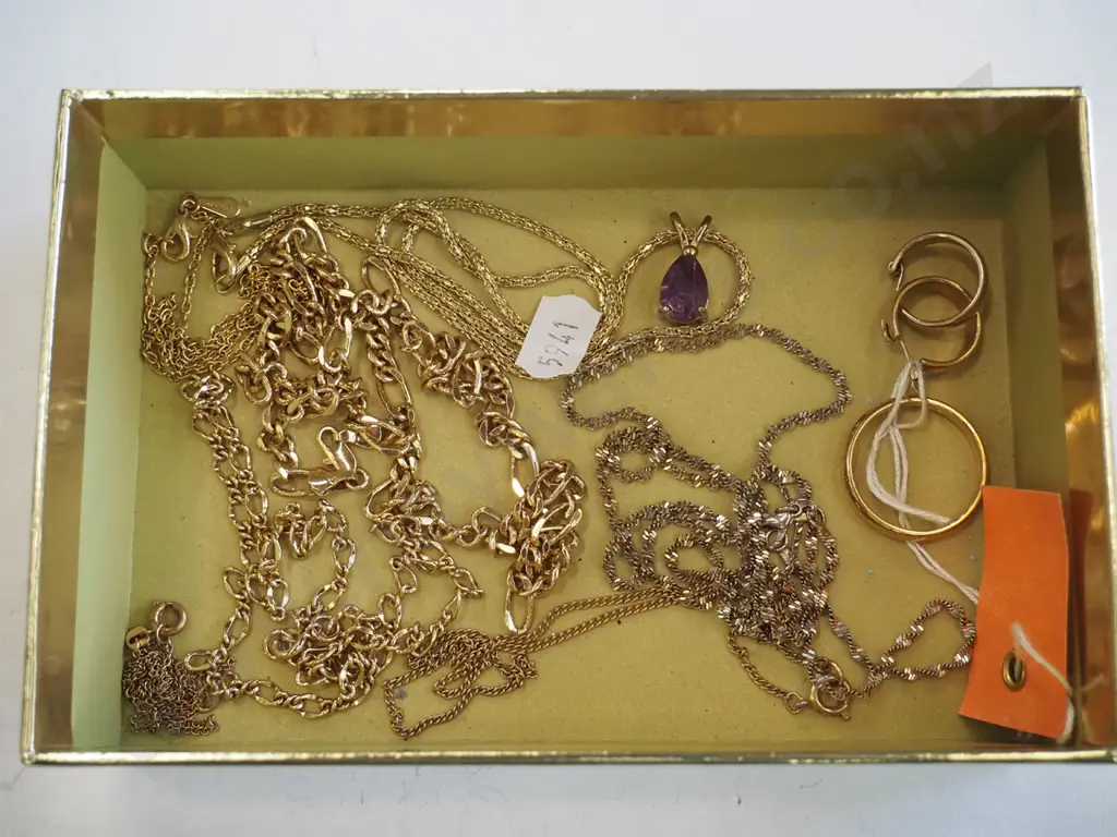 golden earrings, ring , necklaces etc Image 1++