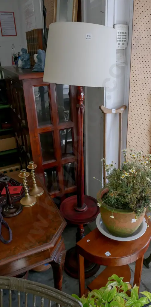 mahogany based standard lamp with small table Image 1++