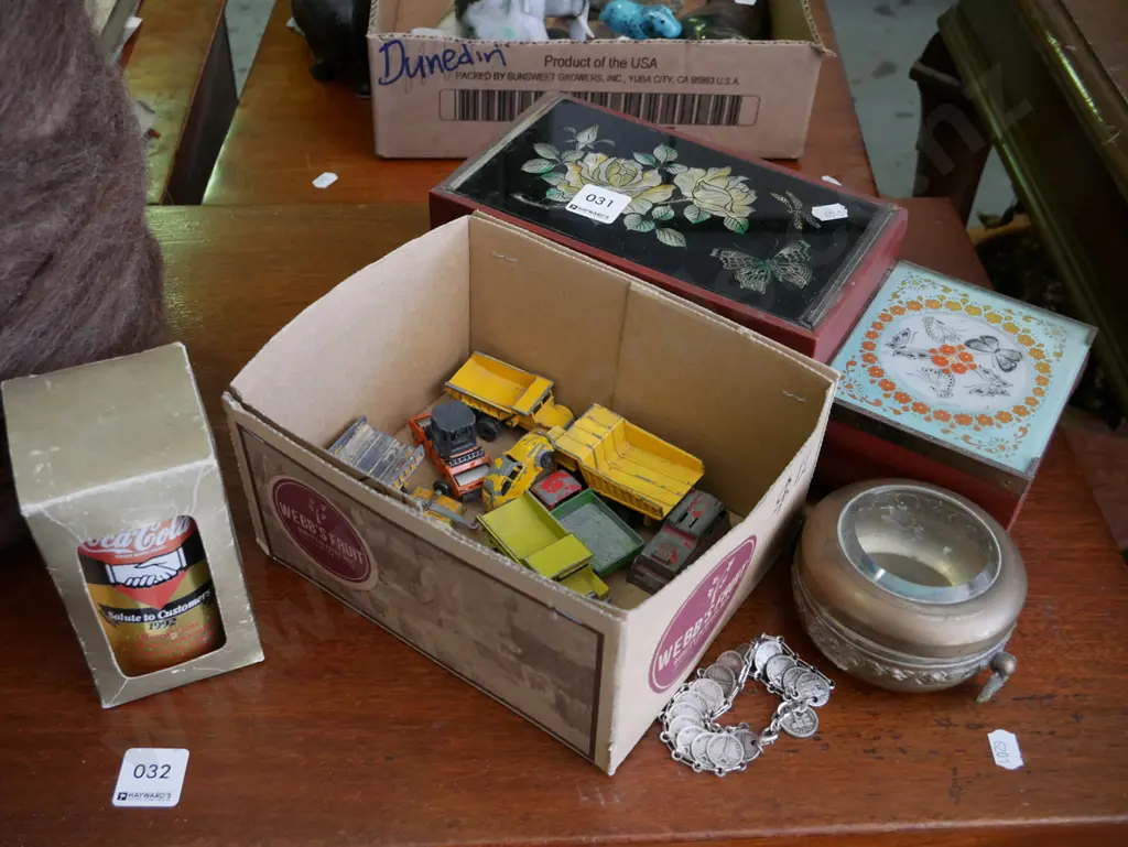 Coca Cola commemorative can, jewellery box, trinket box, toy vehicles Image 1++