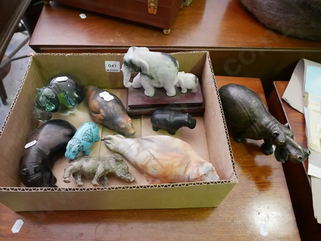 box of animal figurines Image 1++
