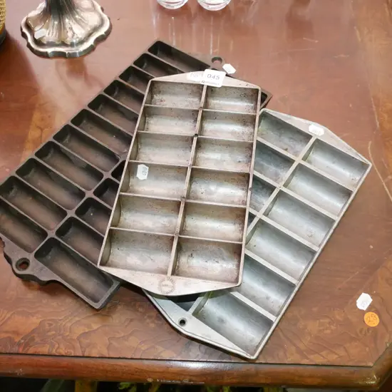 2x alloy and 1x cast iron gem irons