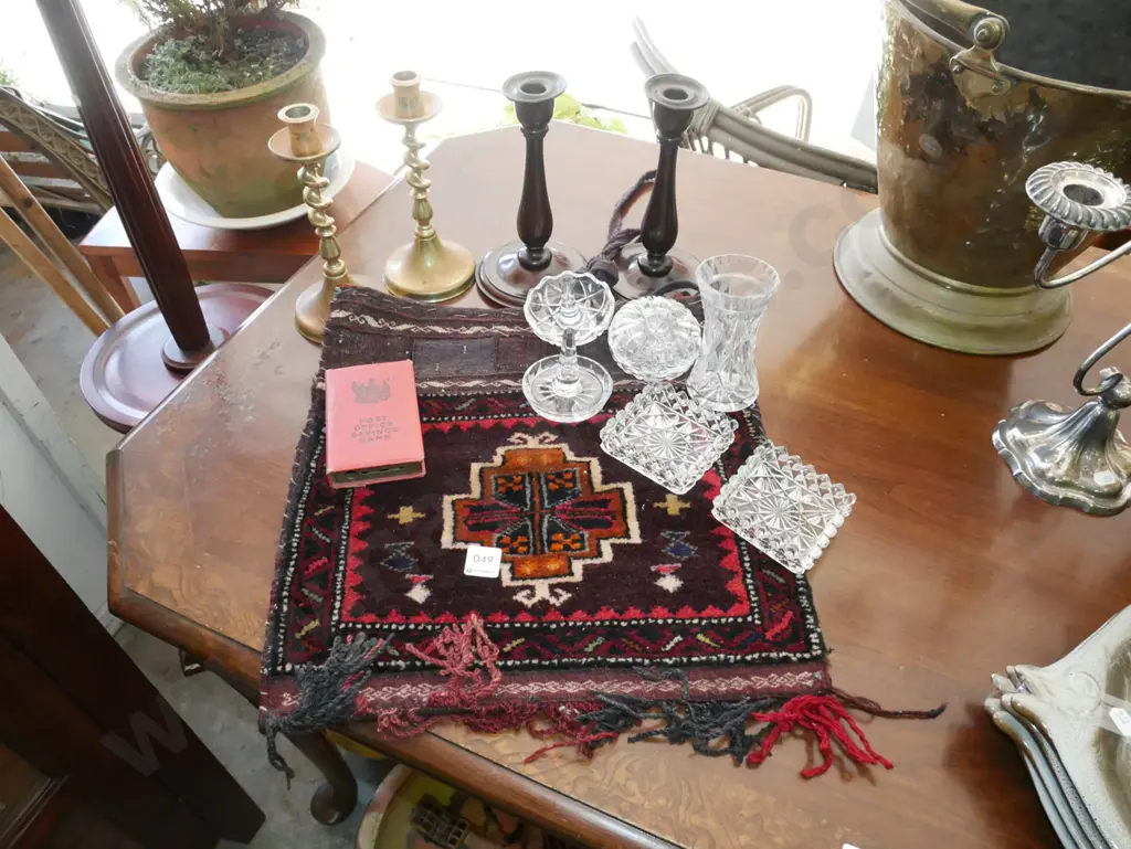 4x candlesticks, ring dishes, vases, money box, small camel bag Image 1++