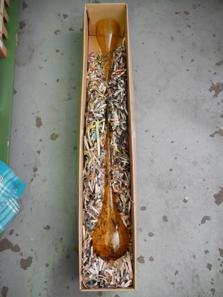 amber glass yard glass Image 1++