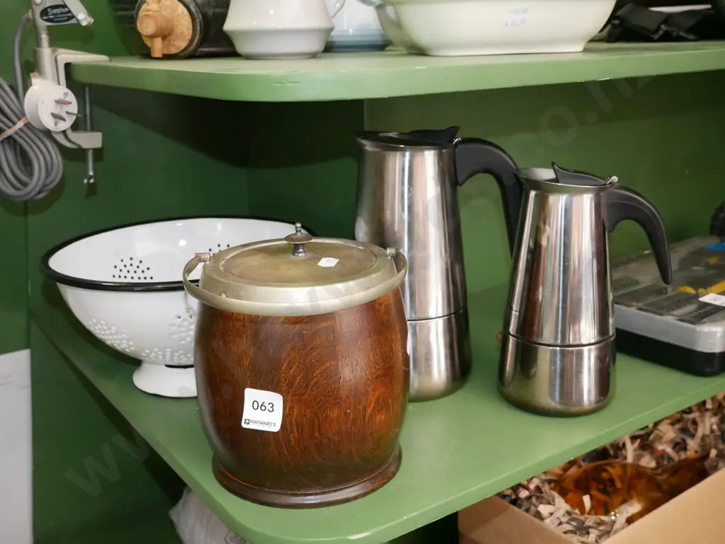 colander, oak lidded barrel, 2x stove top espresso makers Image 1++