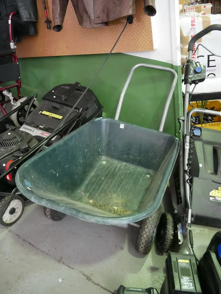 metal and plastic garden barrow Image 1++