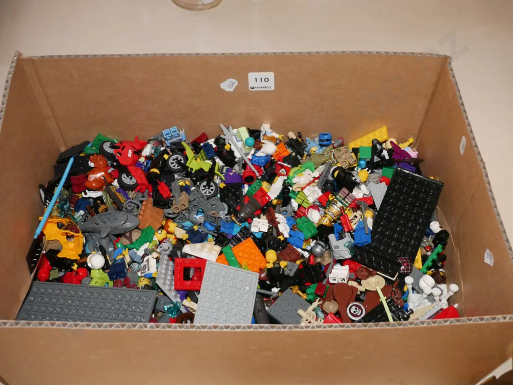 box of Lego  Image 1++