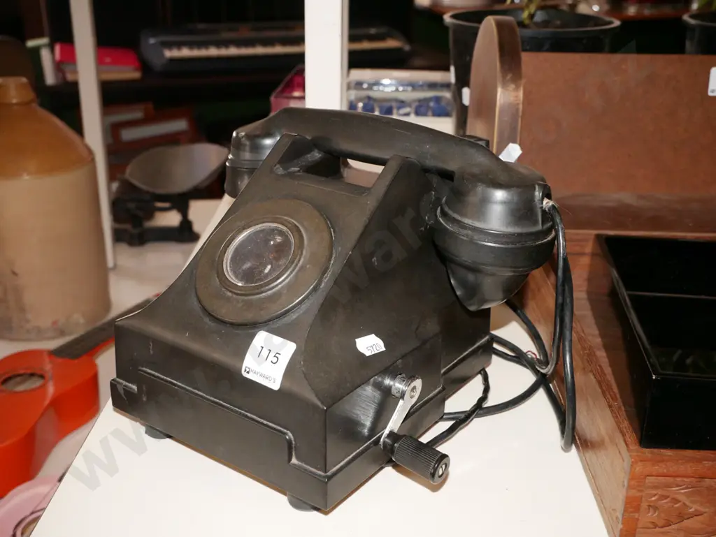 vintage telephone Image 1++