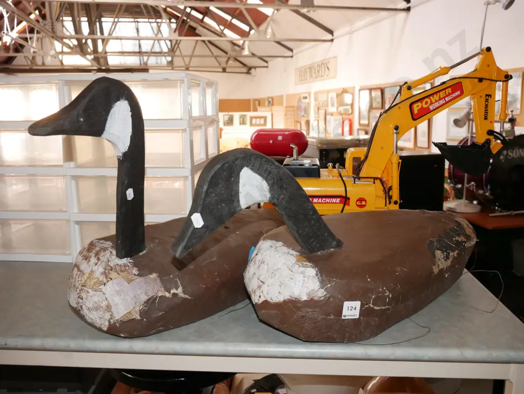2x wood and polystyrene goose decoys Image 1++