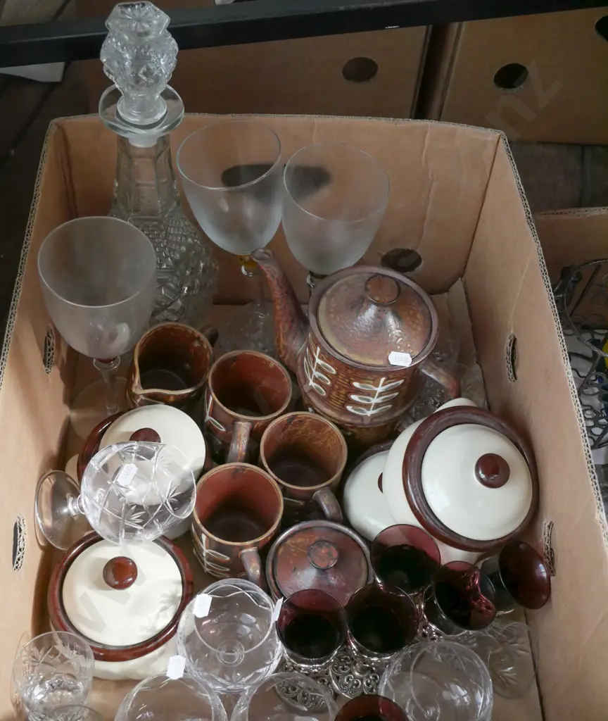 box; glasses, coffee set, decanter etc Image 1++