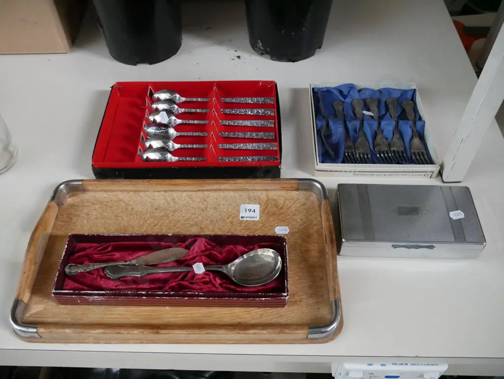 stainless steel cutlery, cigarette case, wood and chrome tray Image 1++