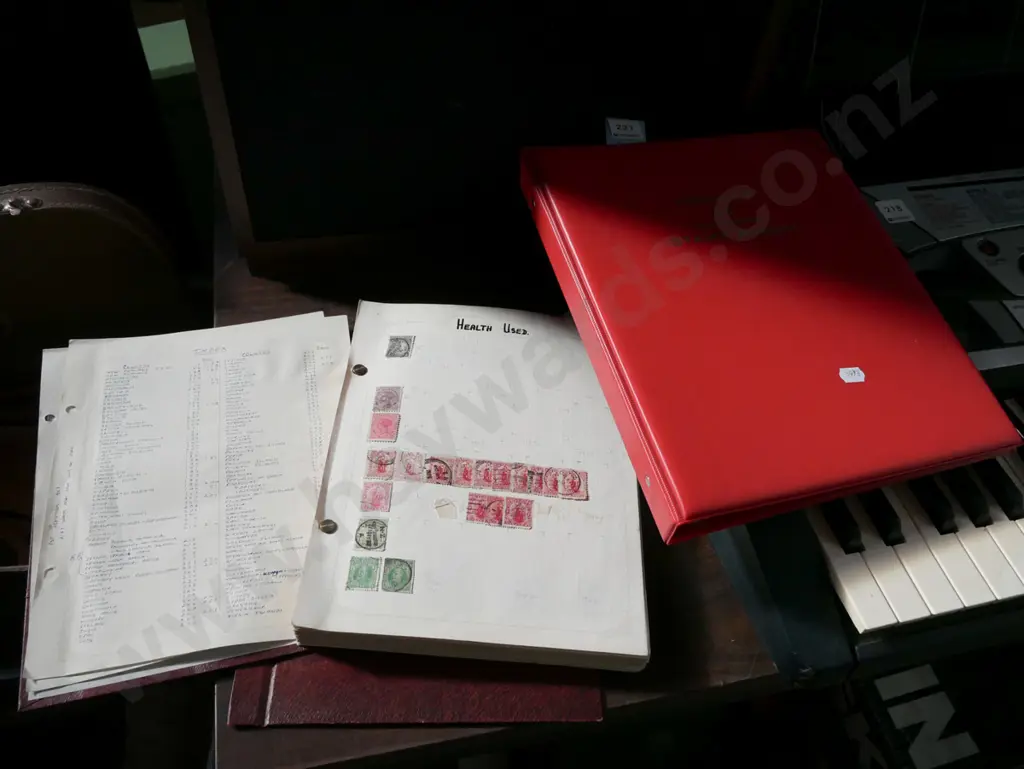 stamp albums Image 1++