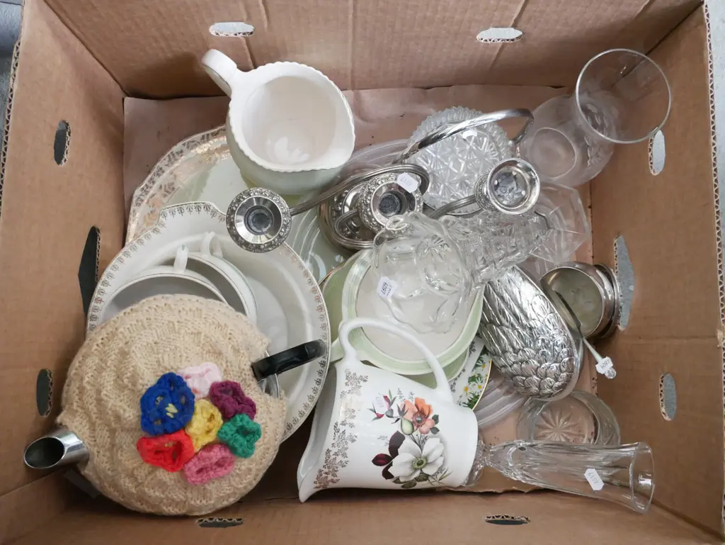 box; candelabra, vase, jugs, vase etc Image 1++