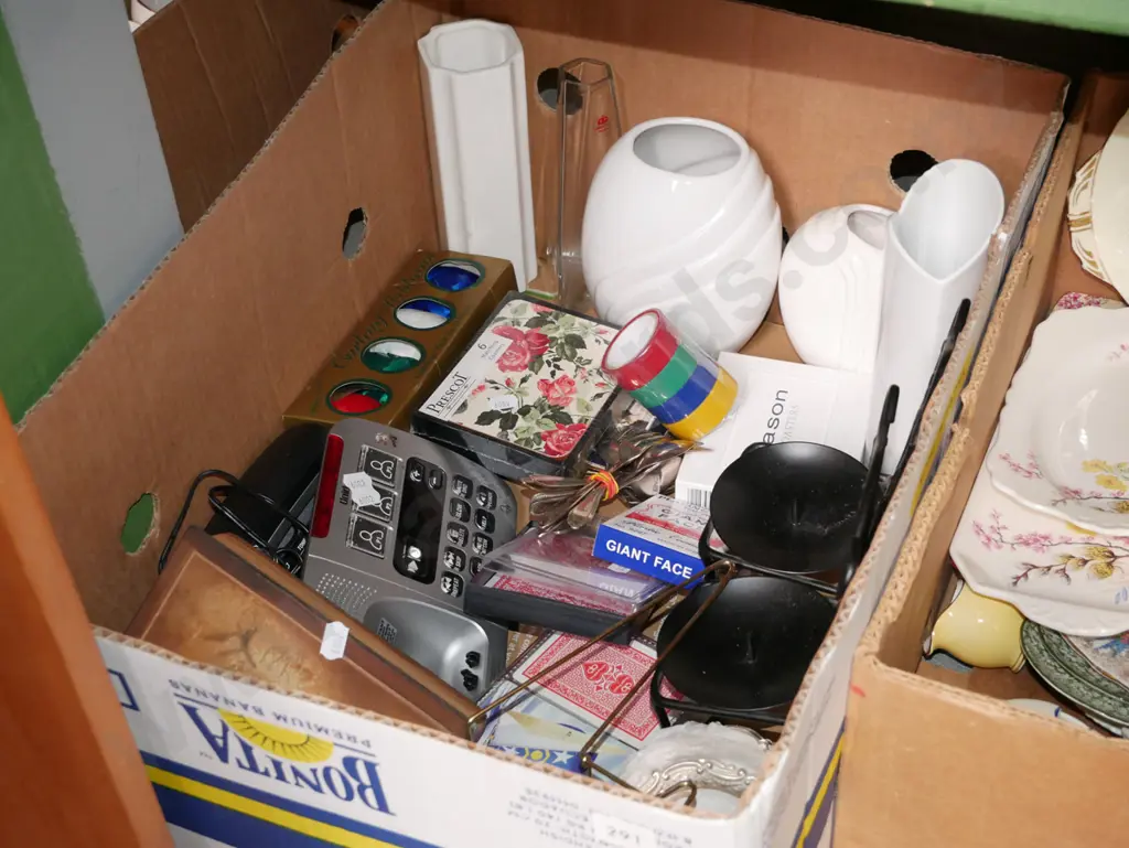 box; vases, playing cards etc Image 1++