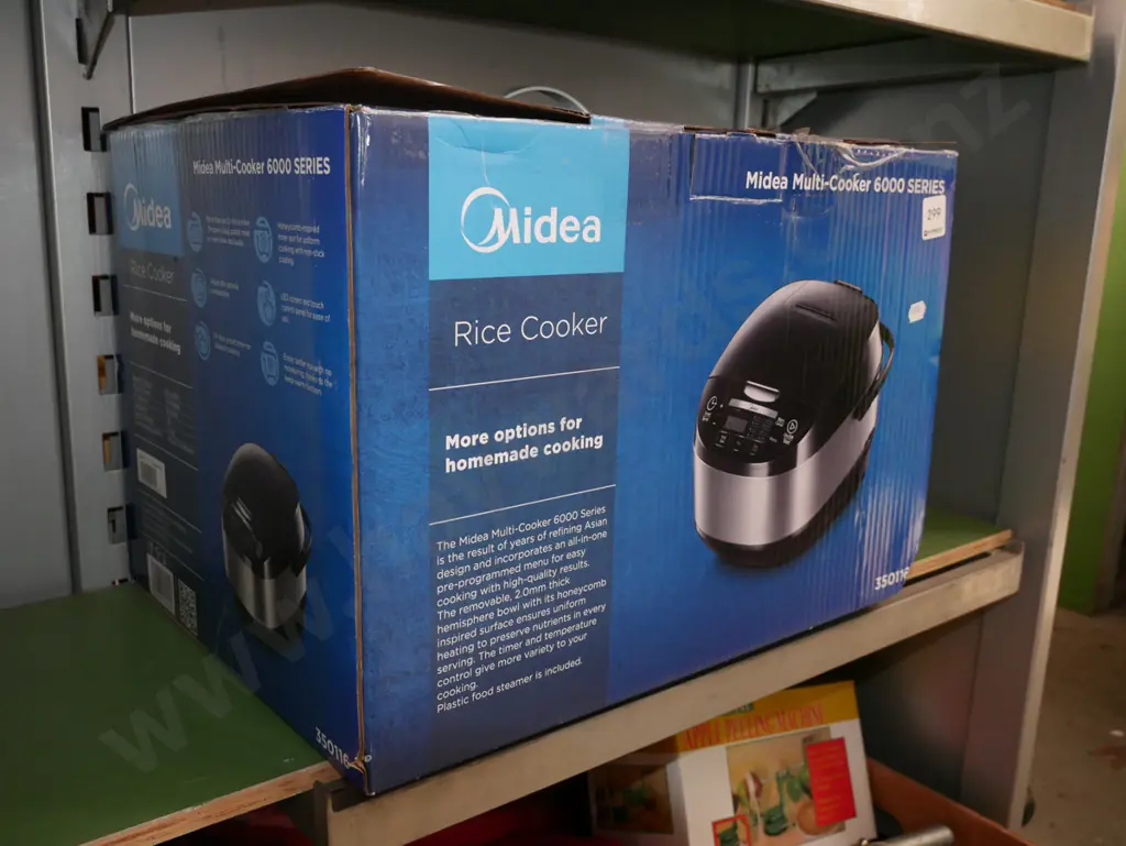 boxed as-new Midea rice cooker Image 1++