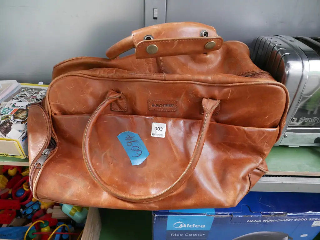 leather holdall Image 1++