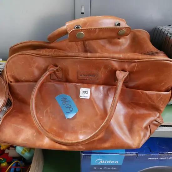 leather holdall