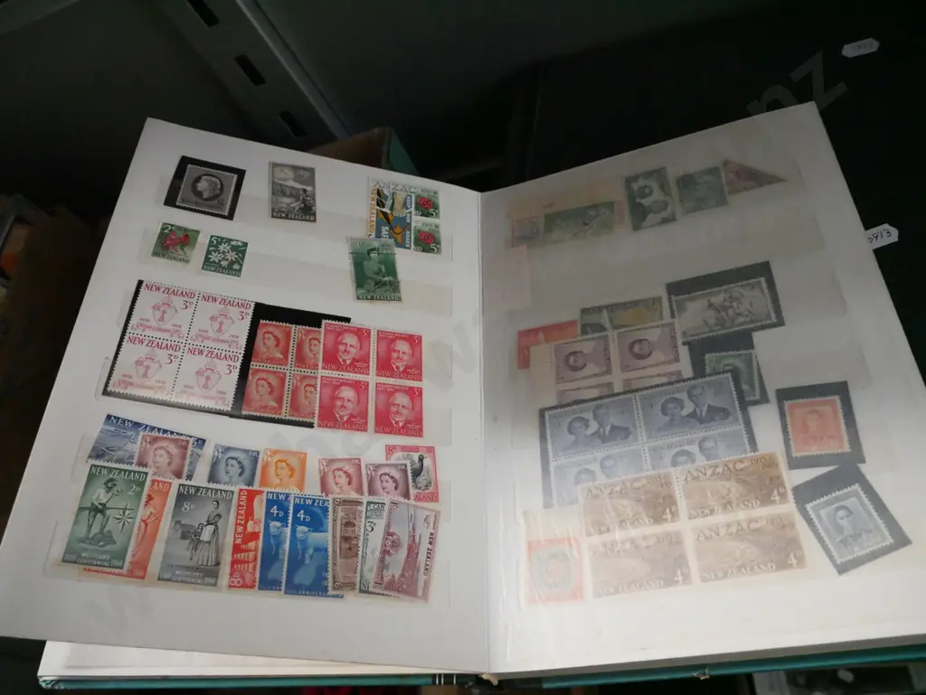 stamp albums Image 1++