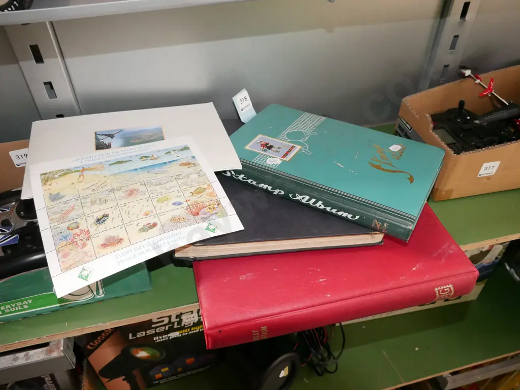stamp albums Image 1++