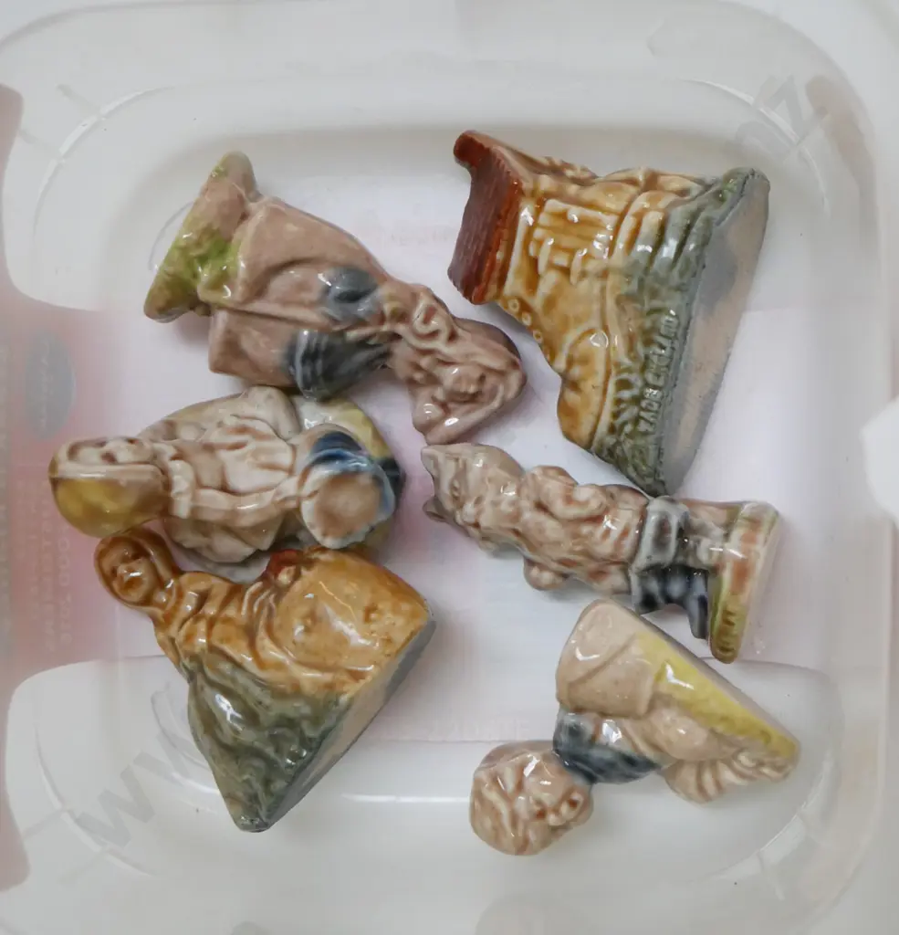 tub of Wade Whimsies Image 1++