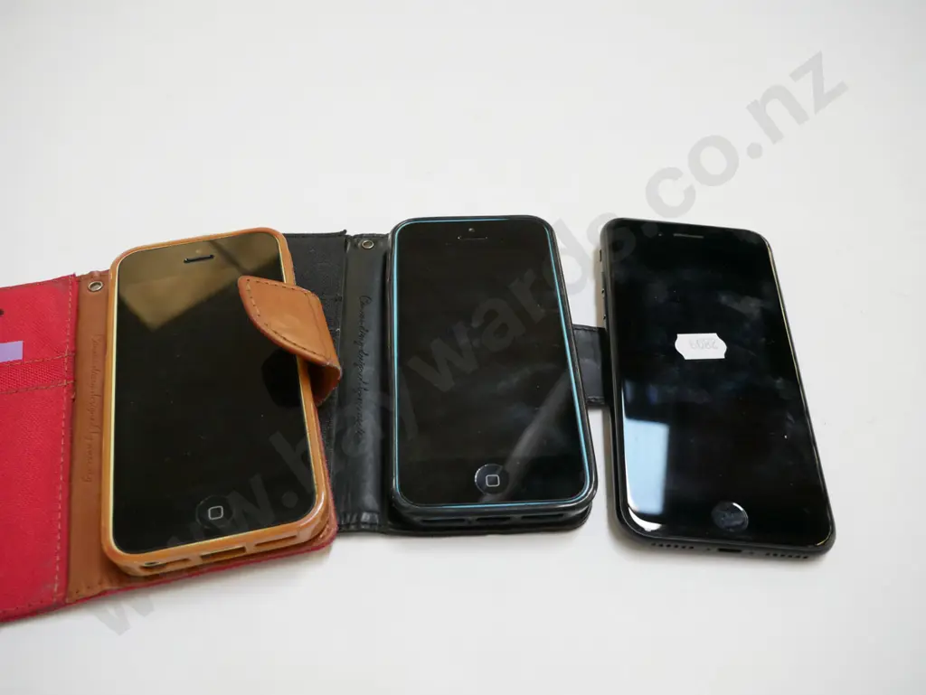 3x cell phones - working, no login Image 1++