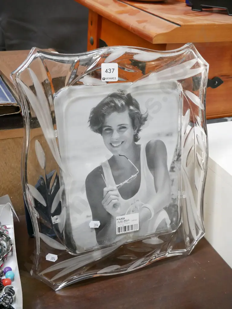 large glass photo frame H-380 Image 1++