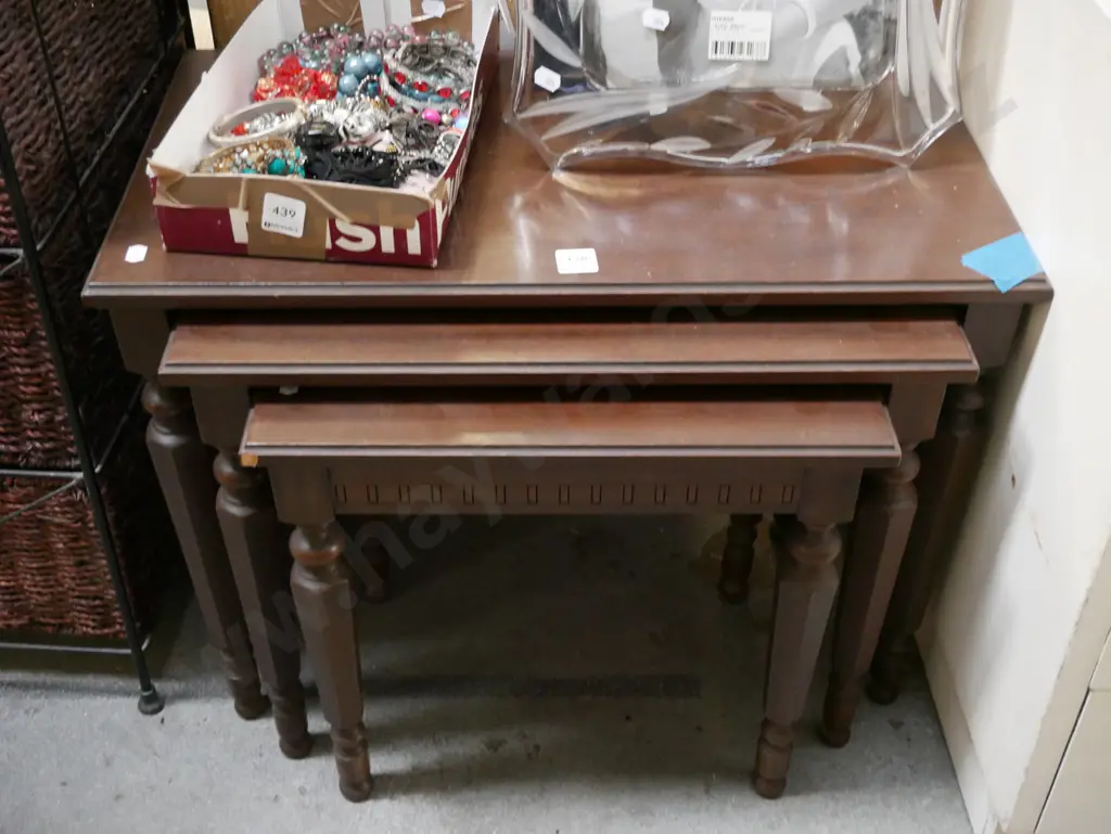 mdf faux wood veneer nest of 3 tables Image 1++
