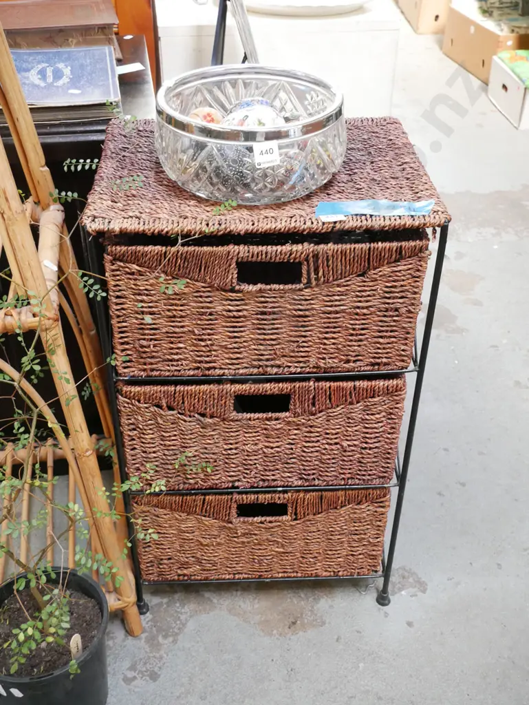 3 basket seagrass chest H-640 W-380 D-300 Image 1++