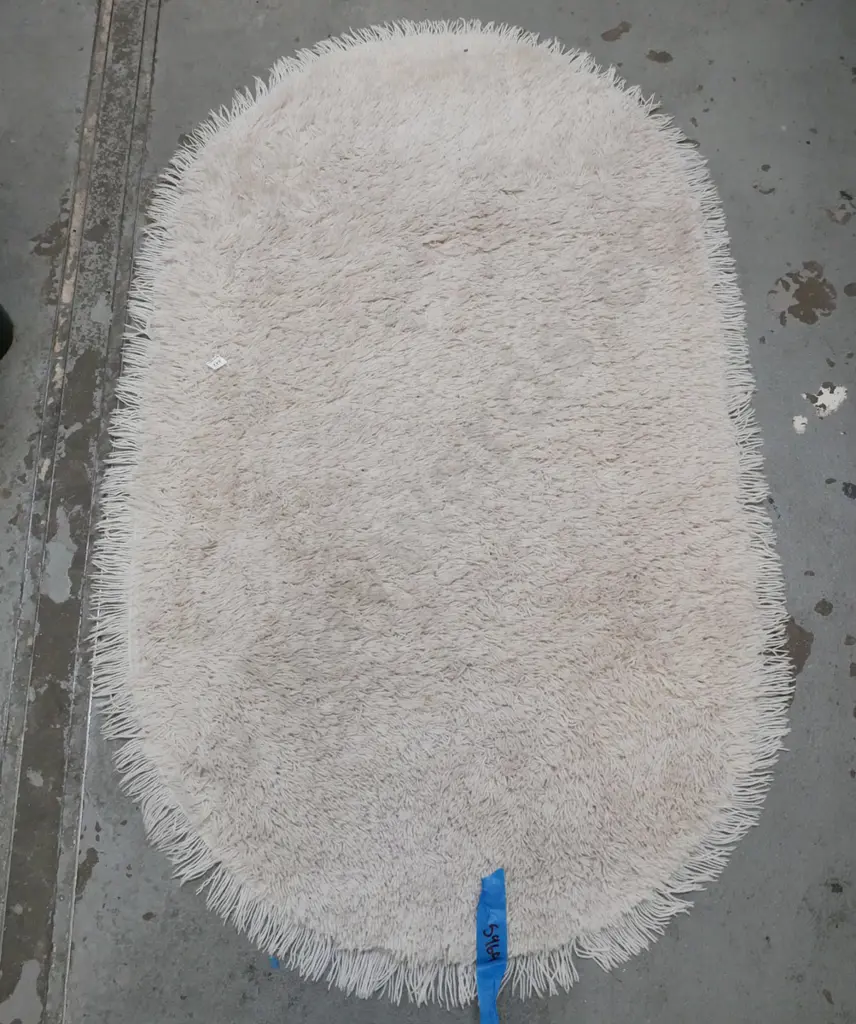 woollen oval floor mat L-1570 W-900 Image 1++