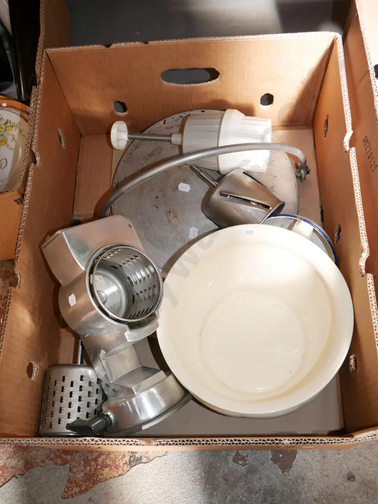 bench top Zyliss, grater, guzunder etc Image 1++