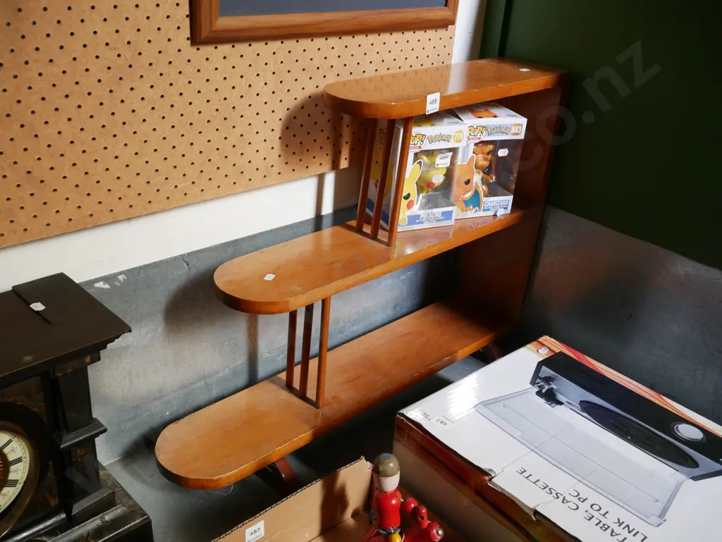 homemade rimu bookcase H-520 Image 1++