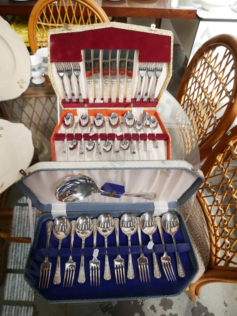 2x cased cutlery set - 6 place dinner set, sweet set Image 1++