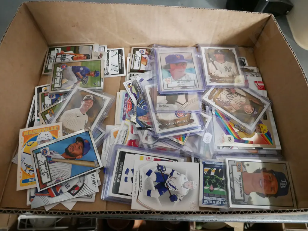 box of baseball collector cards Image 1++